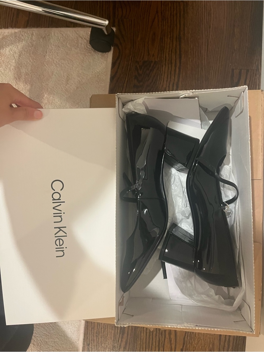 NWT Calvin Klein Black Patent Mary Jane Block Heel Pumps